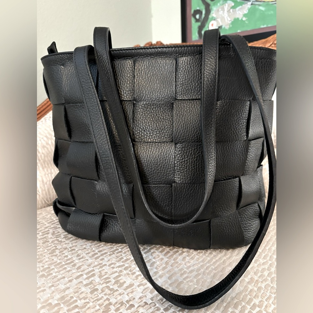 MADE IN ITALY Shoulder Bag/Tote by Viola Castellani in GUC